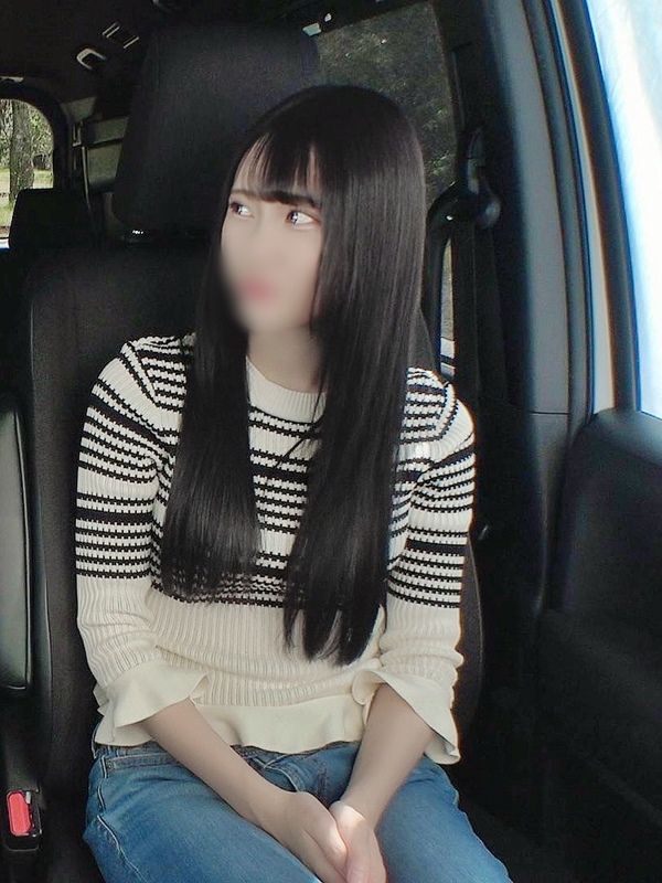 【密会車内ＳＥＸ②】色白スレンダーむっちり乳の若妻が狭い車内で密会ＳＥＸ…服の下の美肌と揉み心地の良いおっぱいに歯止めが効かず憧